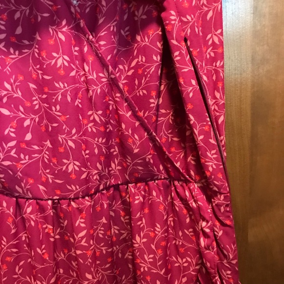 Old Navy Midi Wrap Floral Dress - Picture 3 of 4